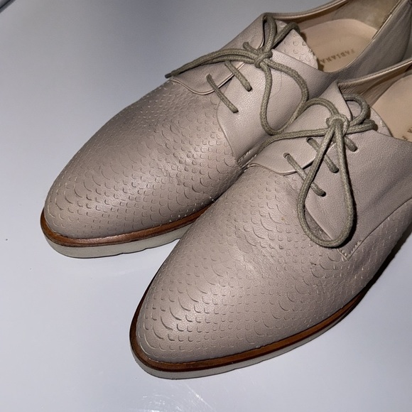 Fabiana Filippi shoes laces leather scales pattern light tan cream colored 38 - Picture 2 of 5